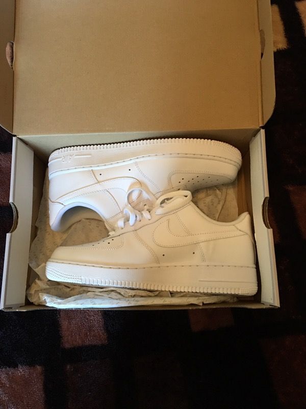 Brand new never worn //// NEED GONE BY TODAY
