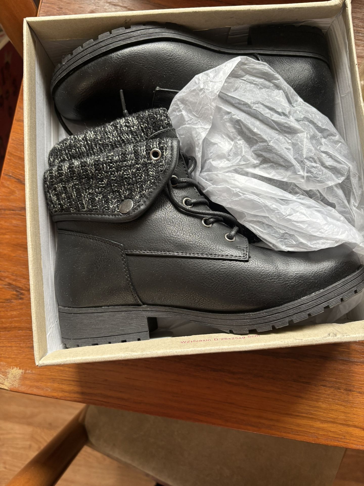 Black Boots Size 7