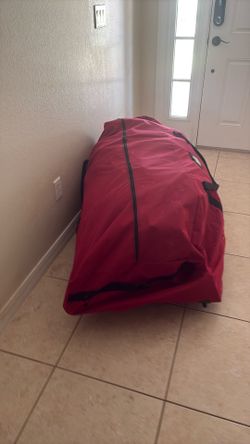 Artificial 7’  Prelit Christmas tree