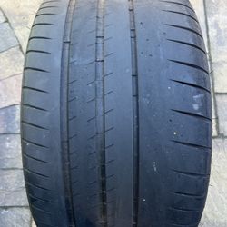 1 Michelin Tire 305/30/20