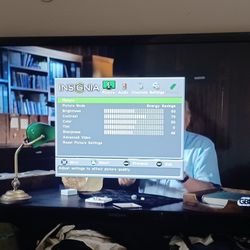 50" Insignia Tv