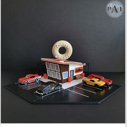 THE DONUT SHOP DISPLAY COMPATIBLE WITH HOT WHEELS MATCHBOX 1:64 SCALE CARS