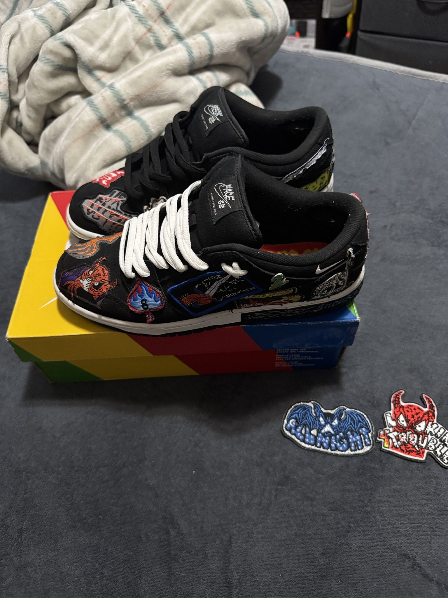 Nike Neckface Size 9
