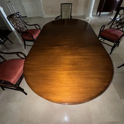 Antique Dinning Table Excellent Condition 