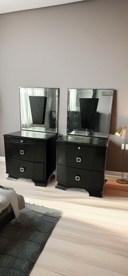 2 SOFIA VERGARA NIGHTSTANDS