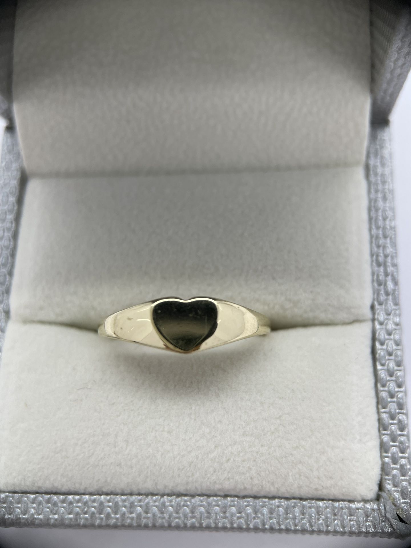 14 K Gold Ring. New