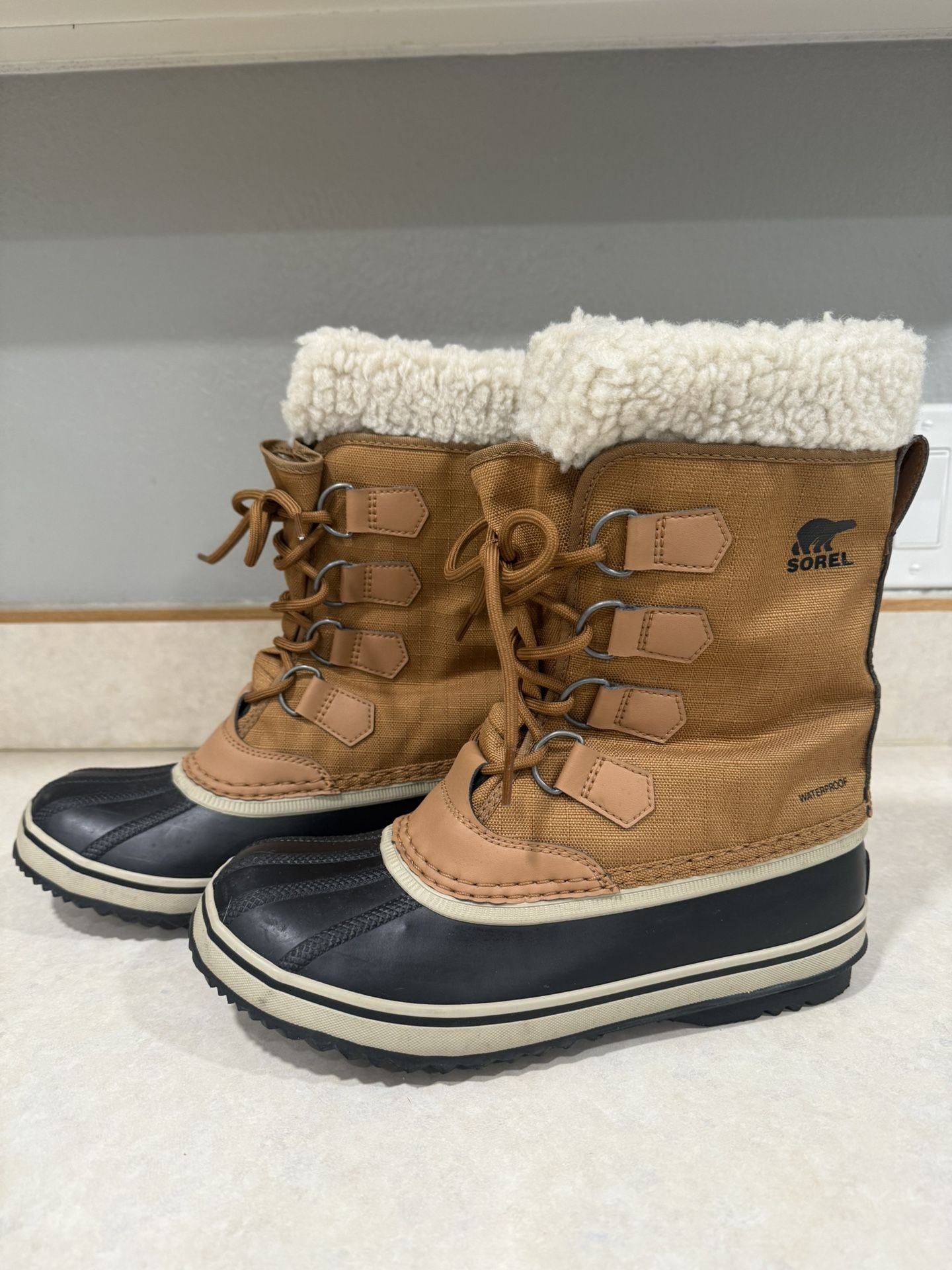 Sorel Winter Carnival Boots