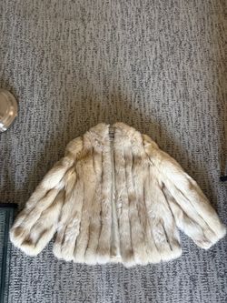 Saga silver fox vintage woman’s jacket size small