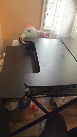 FLEXIS BLACK STANDING DESK