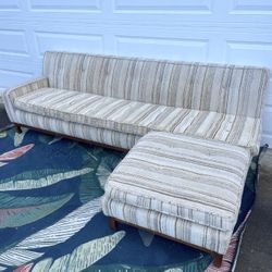 Couch Free Delivery Retro Sofa 70’s Print Ottoman