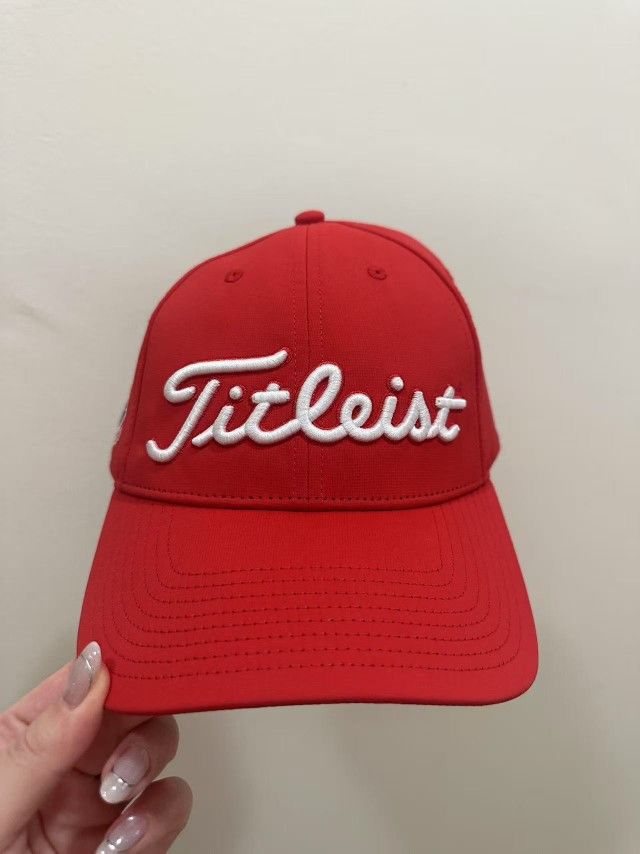 Limited Titleist Golf Cap Exclusive To Country Club Men's Hat Cotton Brand New