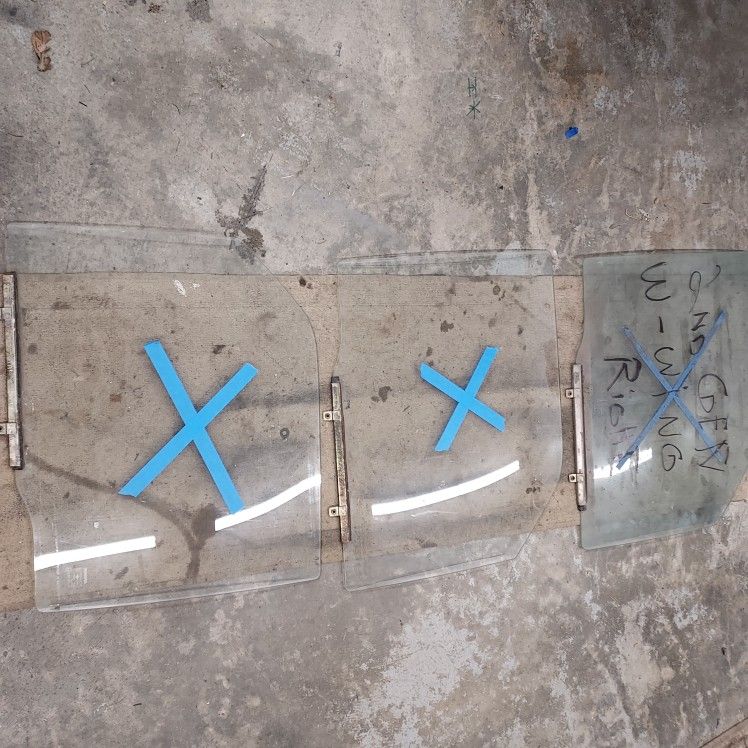 Toyota Wing Window Door Glass