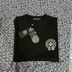 Chrome Hearts T shirt (size M)
