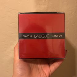 Lalique women Fragrance 