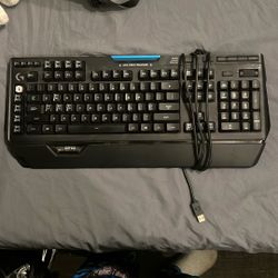 Logitech G910 Keyboard 
