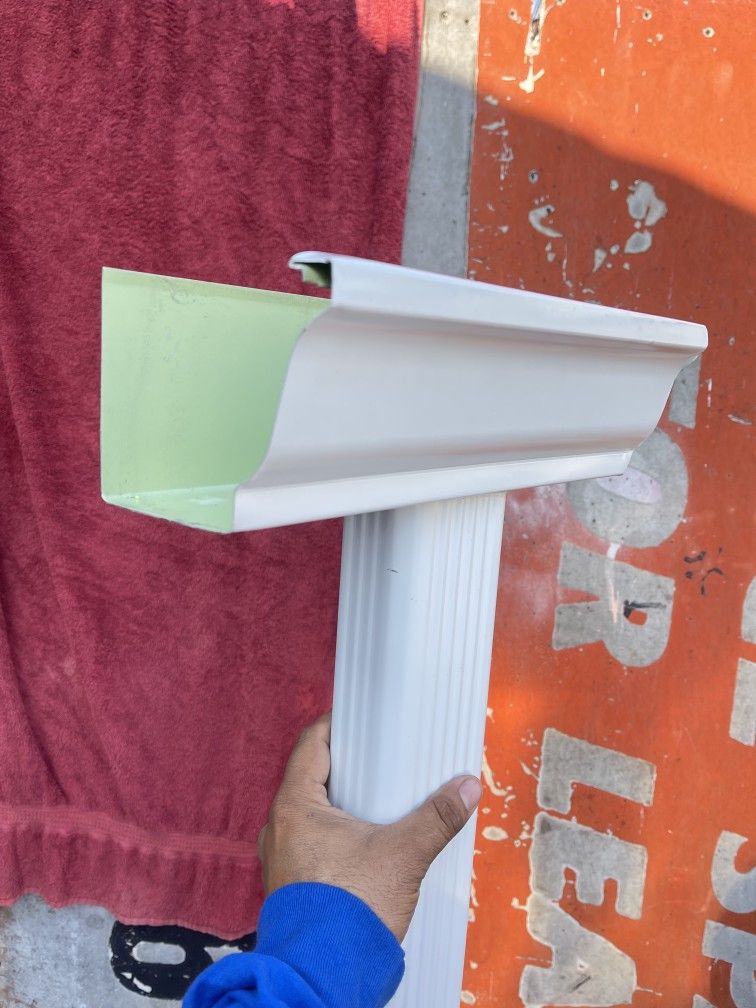 Rain Gutter
