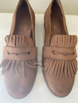 Tan Flats
