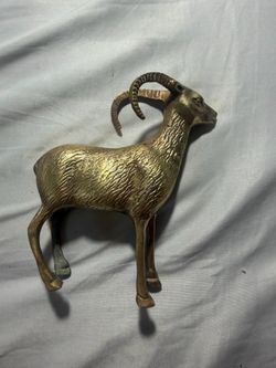 Cabra de bronce