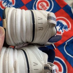 Nike Monarch Shoes Size :8.5