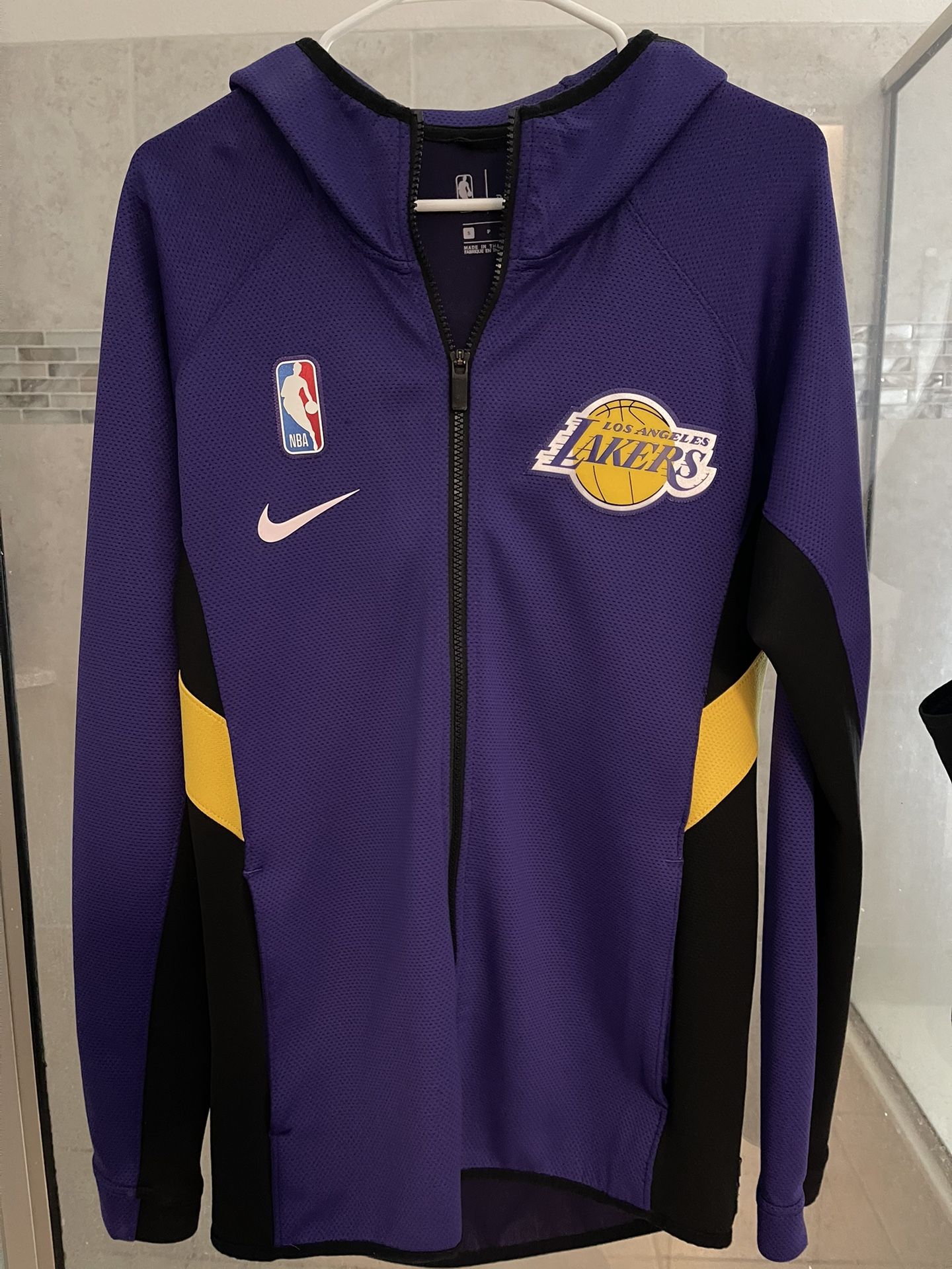 NIKE LAKERS JACKET HOODIE