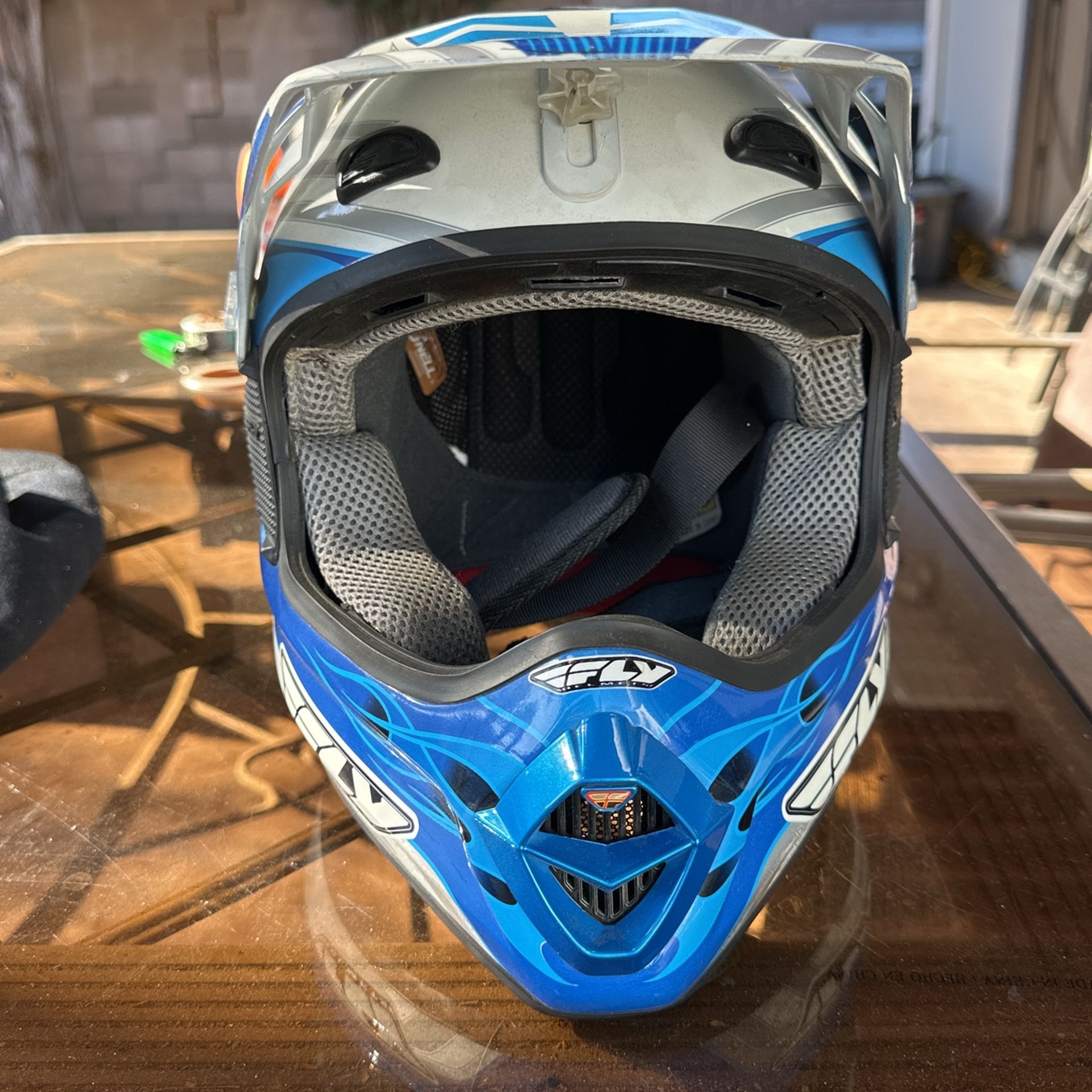 Off-road motorcycle helmet