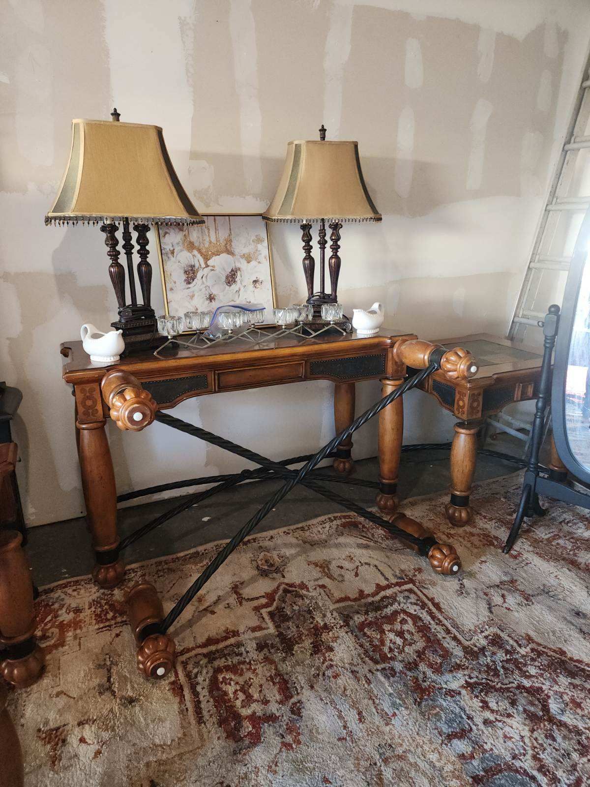 Beds, Huge Wall Frames, Dining Table Sey, End - Coffee- Entry Tables, Lamps