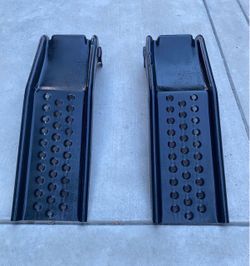 Heavy-Duty Steel Automotive Car Ramps – Pair