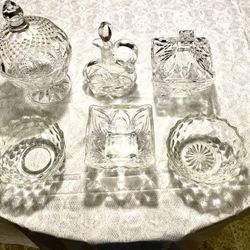 Like New Elegant fine Serving Dishes