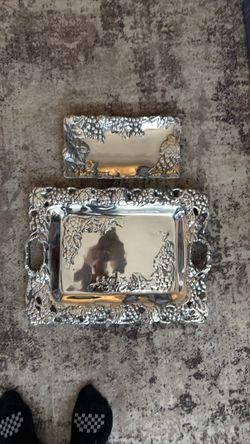 Vintage grape leaf serving platter and tray