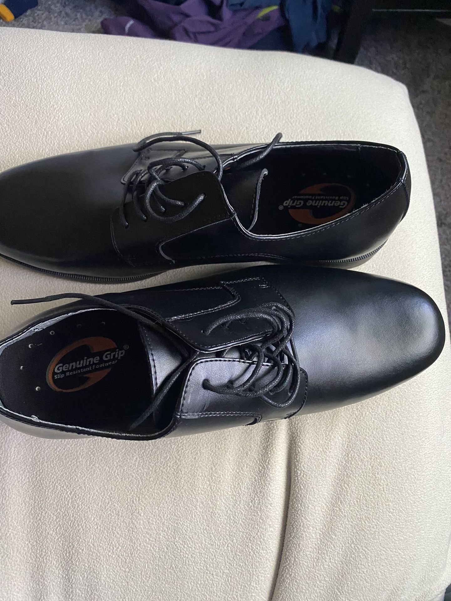 Genuine grip size 11wide