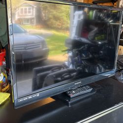 Magnavox 32”  TV
