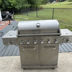 6. Burner Members Mark Gas Grill