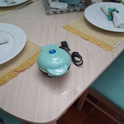 Waffle Maker 