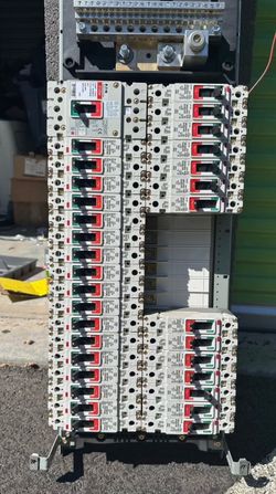 Eaton Pow-R-Line Panelboard Interior w/ ~25x EGH 20A & 1x 50A Breakers (Bulk Lot)