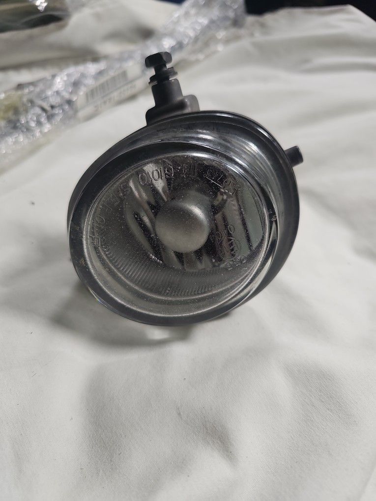 04 -08 Mazda RX-8/04-06mazda 3 Right Side Fog Light Lamp