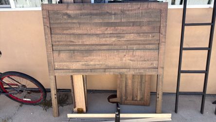 Full-size wood bed frame