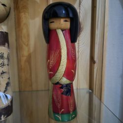 Kokeshi Doll Japan 