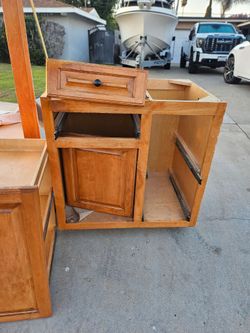 FREE Kitchen Cabinets