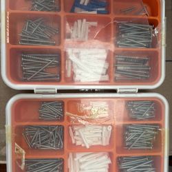 IKEA screw and plug set