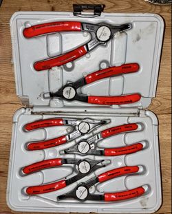 Snap on pliers kit