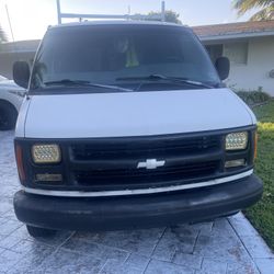 2000 Chevrolet Express