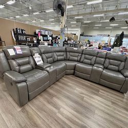 Power Reclining Sectional, Power Motion, Cup Holder