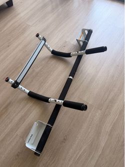 Doorway Pull-Up Bar – Barely Used