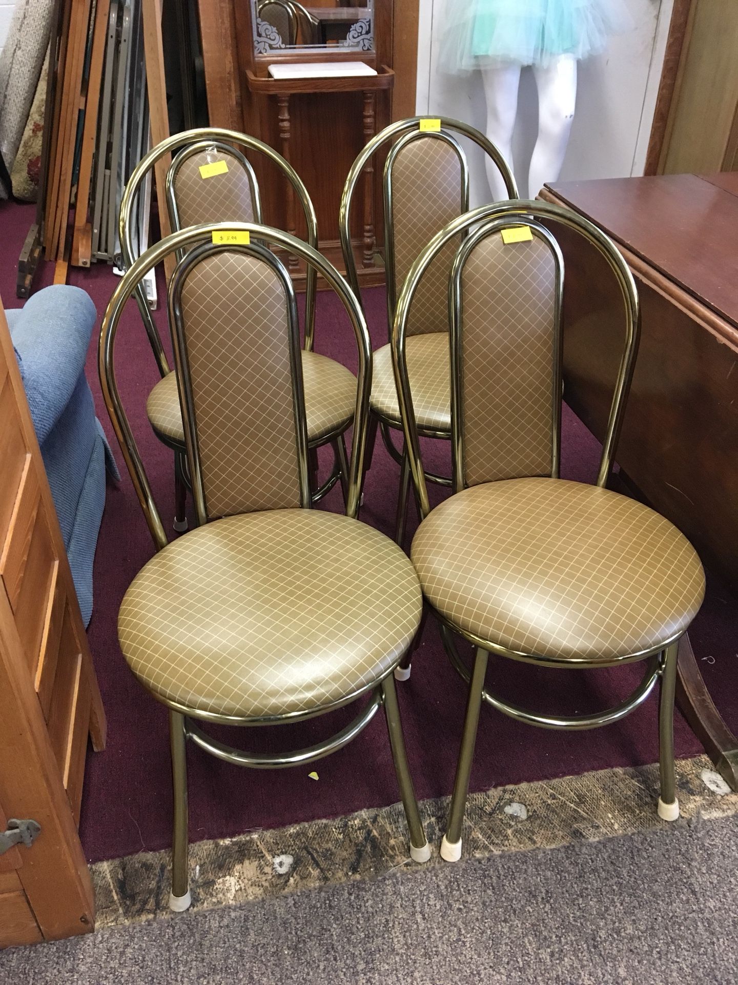 4 Chairs