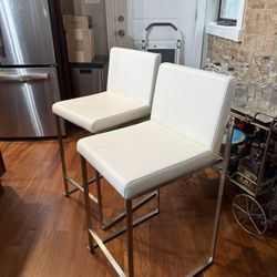 White Bar/island Chairs