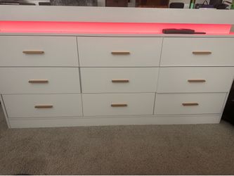 Bedroom set