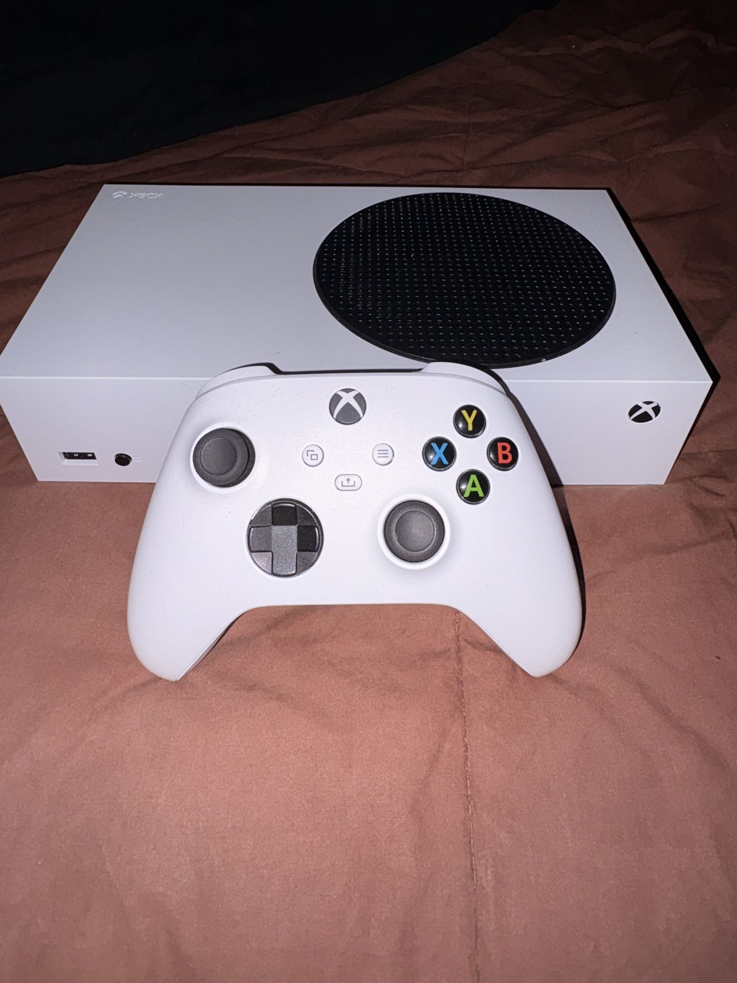XBOX SERIES S BRAND NEW OPEN BOX