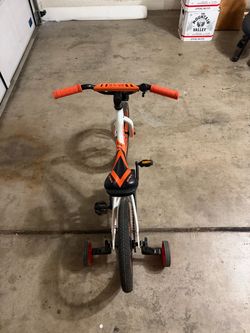 Revere Kids Bike W/ Training Wheels