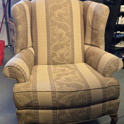 2 Vintage Wingback Armchairs – Classic Design, Great Condition