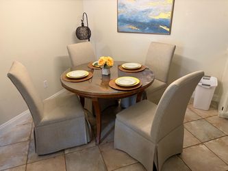 Tommy Bahama dining room table